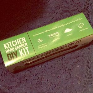 MakersKit Herb Garden